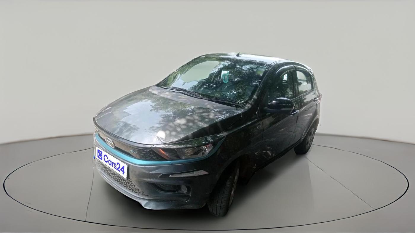 2023 Tata TIAGO EV XT LONG RANGE, Electric, Automatic, 31,393 km, exterior