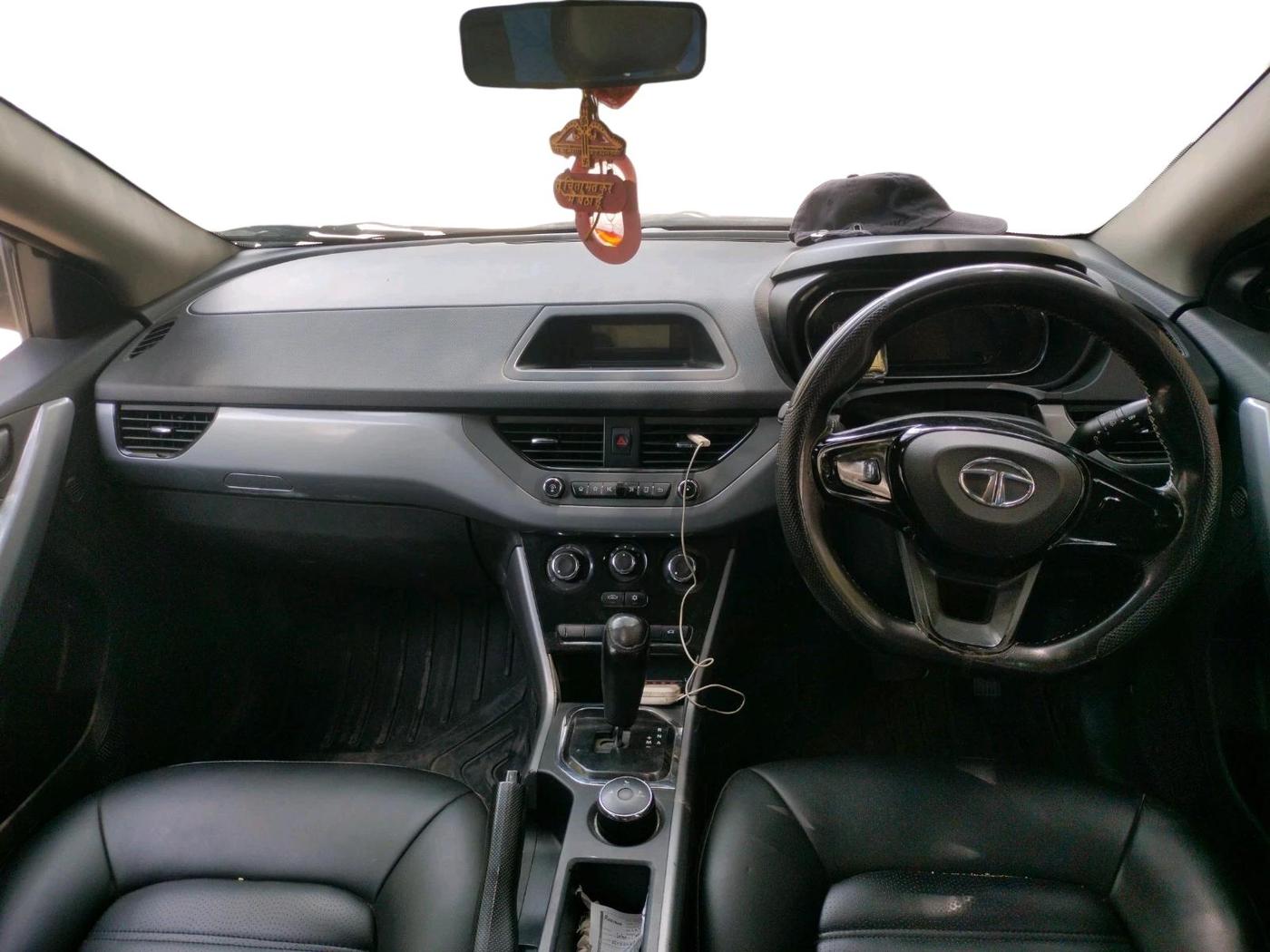 2021 Tata NEXON XMA DIESEL, Diesel, Automatic, 1,53,791 km, interior