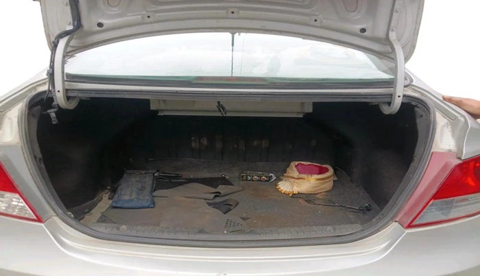 2013 Hyundai Verna FLUIDIC 1.6 VTVT SX, Petrol, Manual, 87,222 km, exterior