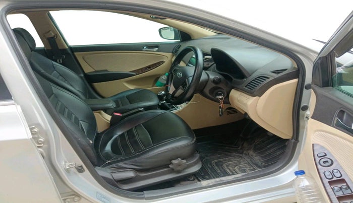 2013 Hyundai Verna FLUIDIC 1.6 VTVT SX, Petrol, Manual, 87,222 km, interior