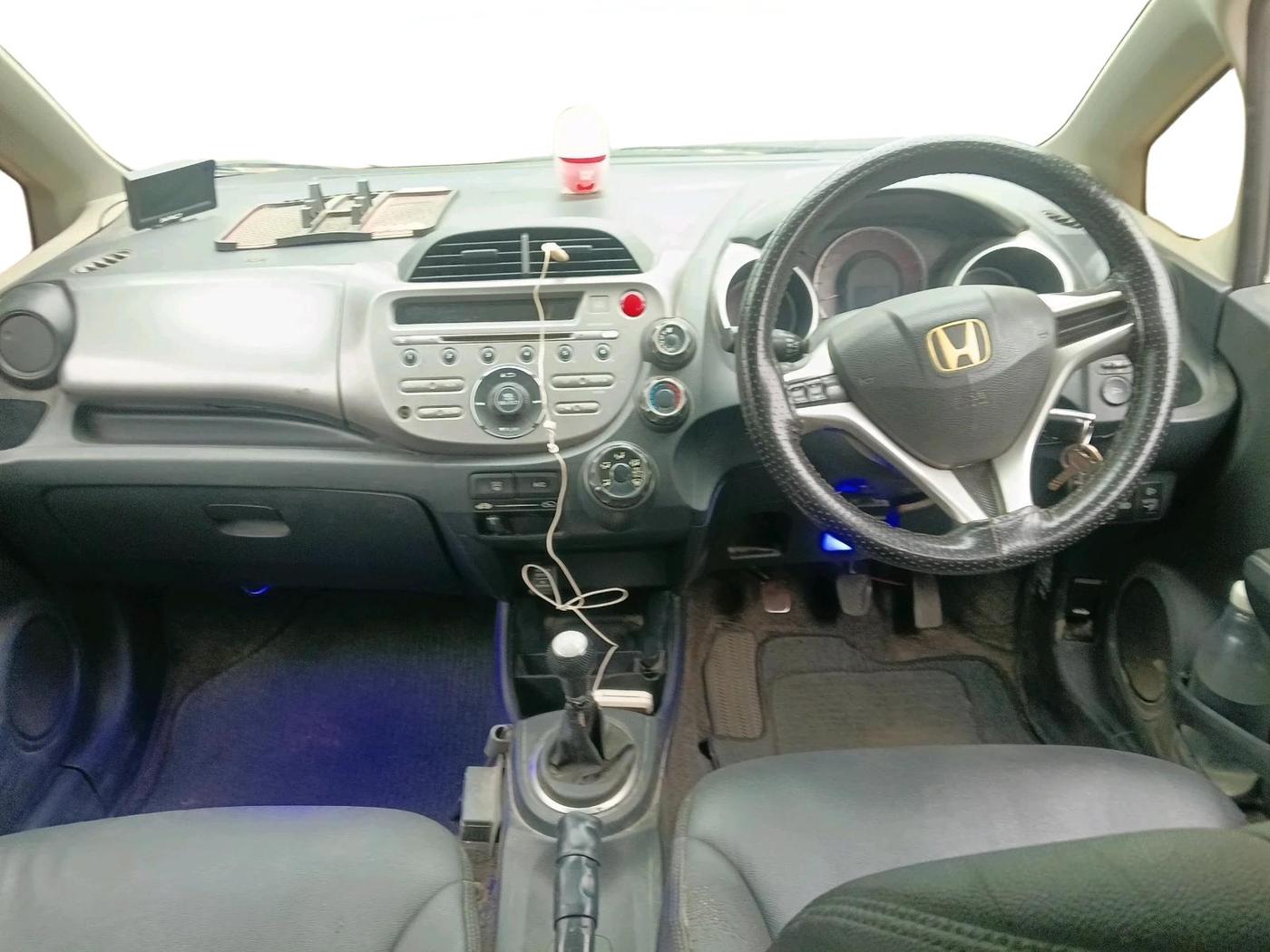 2012 Honda Jazz 1.2L I-VTEC X, CNG, Manual, 1,06,931 km, interior