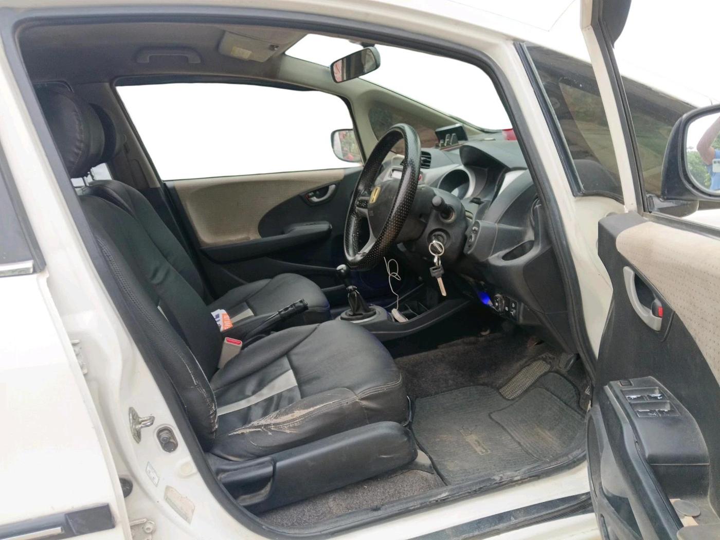 2012 Honda Jazz 1.2L I-VTEC X, CNG, Manual, 1,06,931 km, interior