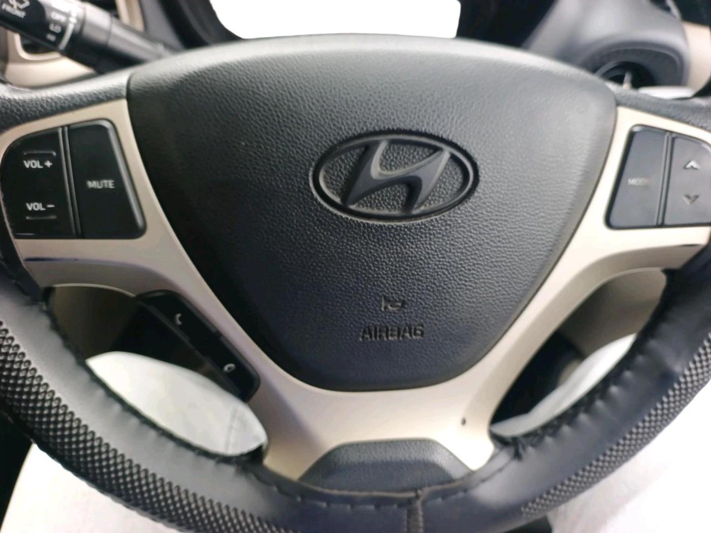 2022 Hyundai NEW SANTRO SPORTZ EXECUTIVE MT CNG, CNG, Manual, 1,02,572 km, interior