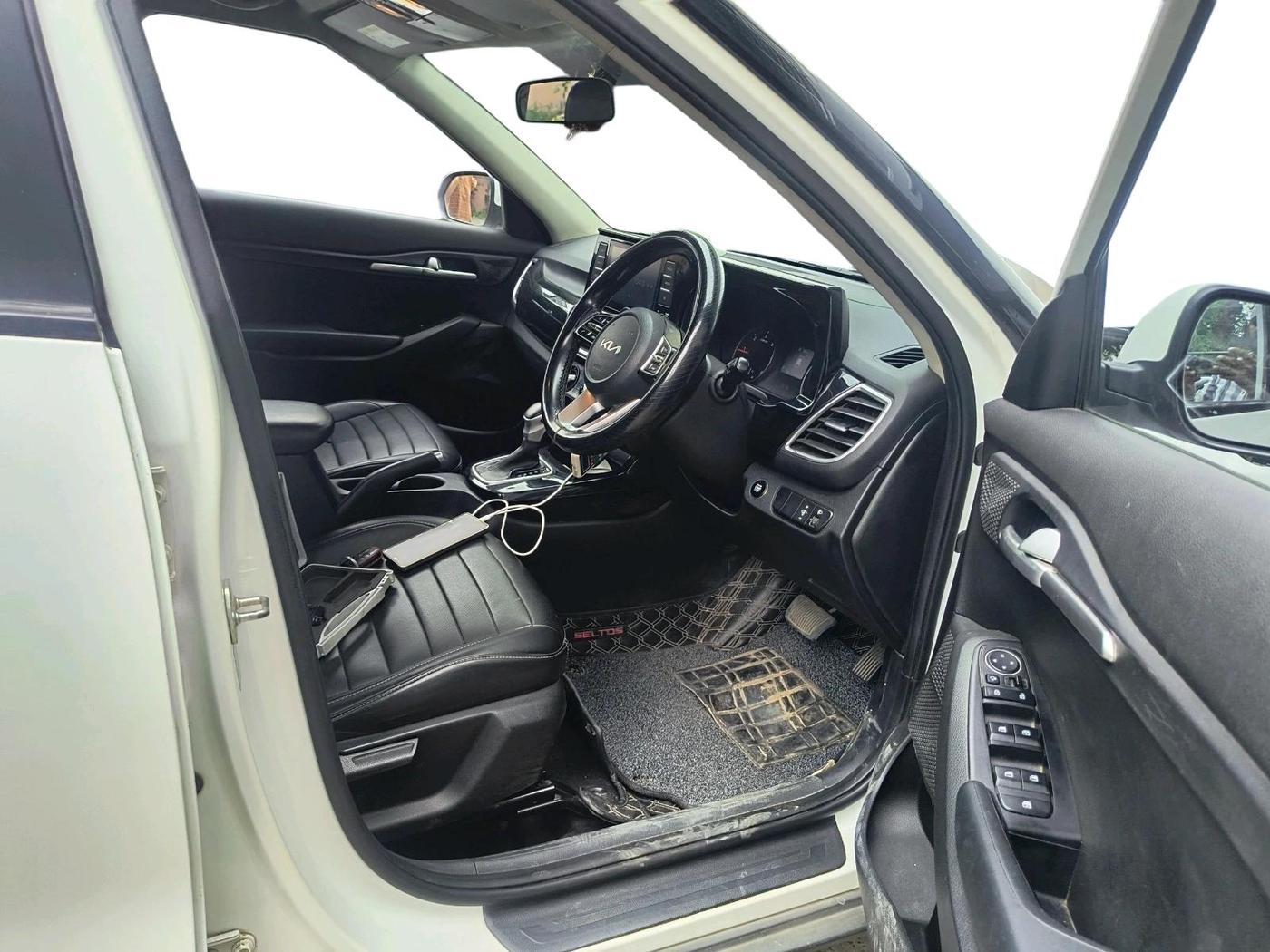 2021 KIA SELTOS HTK PLUS AT 1.5 DIESEL, Diesel, Automatic, 81,935 km, interior