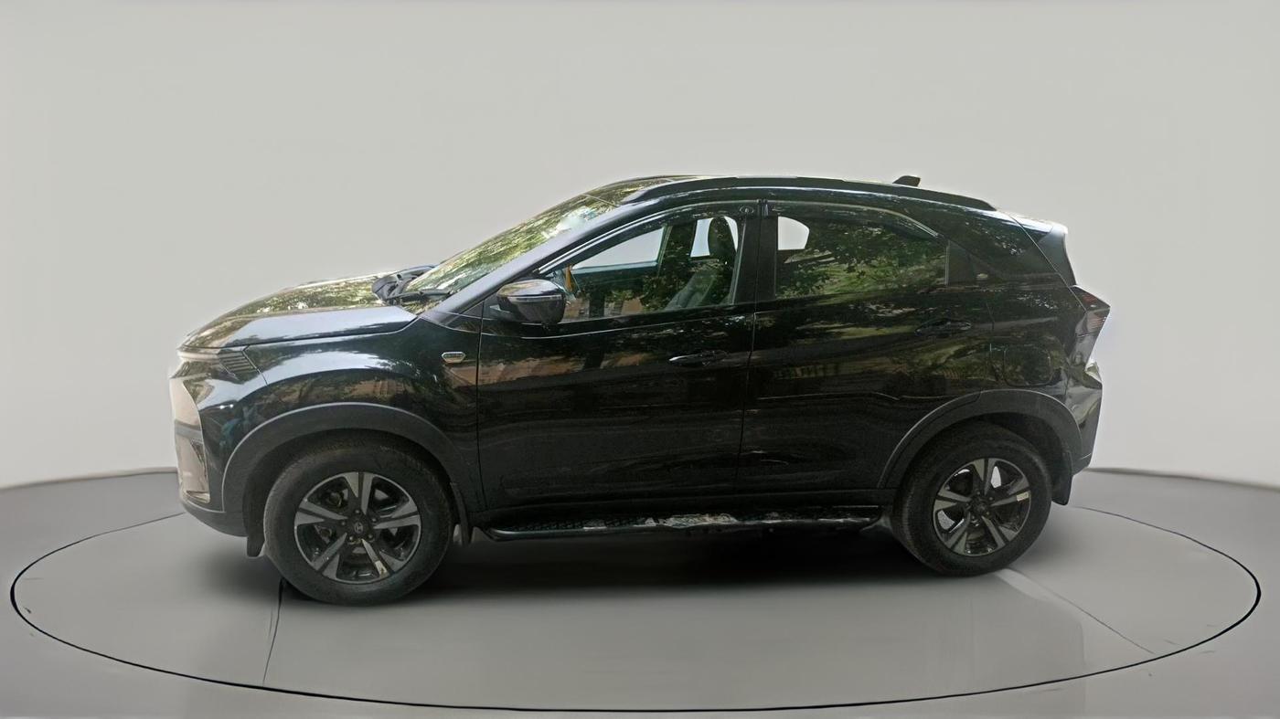 2024 Tata NEXON Fearless Plus S 1.2 Revotron 7DCA Dark Edition, Petrol, Automatic, 46,017 km, exterior