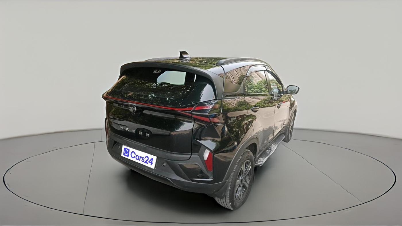 2024 Tata NEXON Fearless Plus S 1.2 Revotron 7DCA Dark Edition, Petrol, Automatic, 46,017 km, exterior
