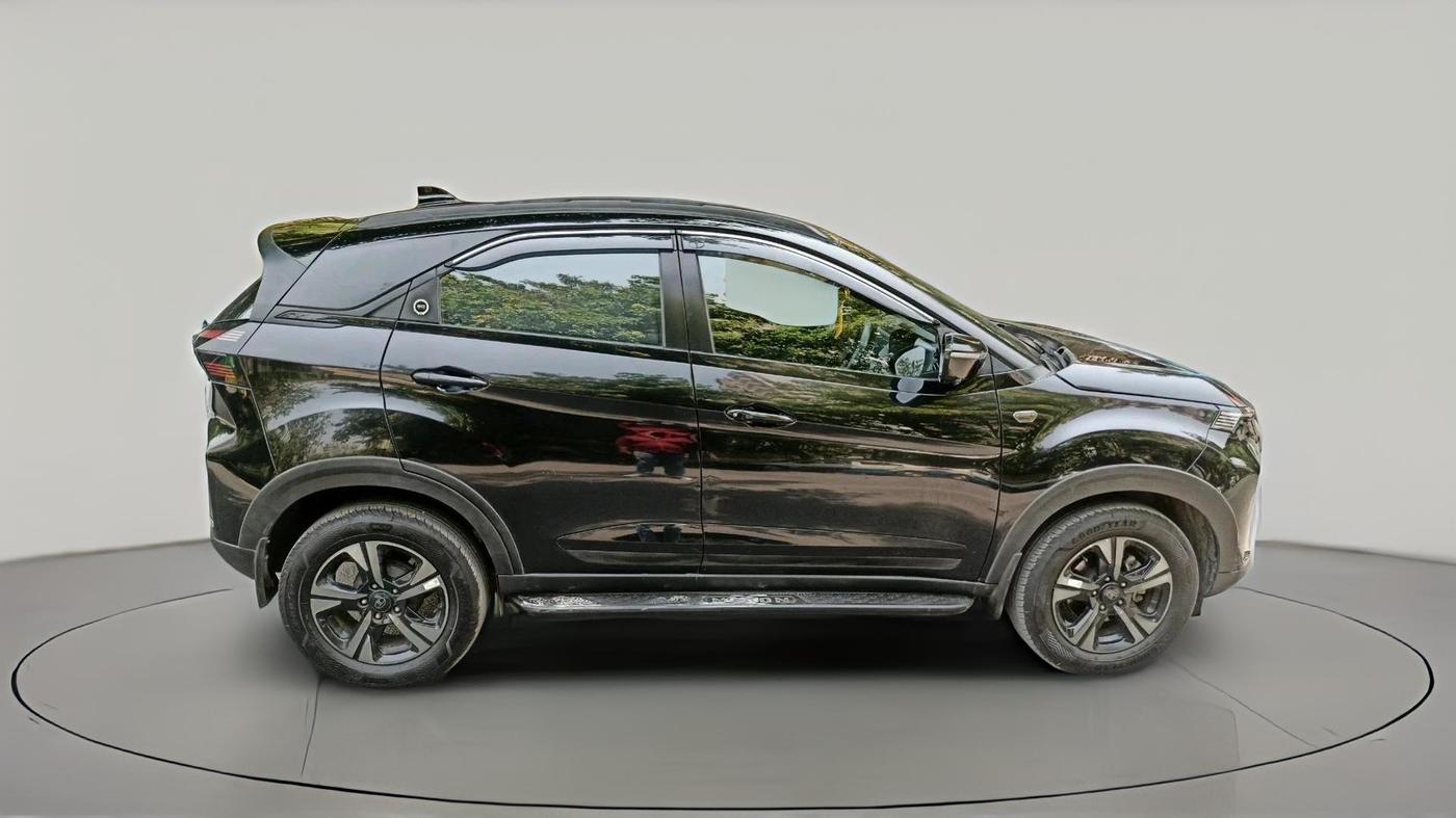 2024 Tata NEXON Fearless Plus S 1.2 Revotron 7DCA Dark Edition, Petrol, Automatic, 46,017 km, exterior