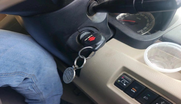 2014 Maruti Swift Dzire VXI, CNG, Manual, 77,579 km, interior