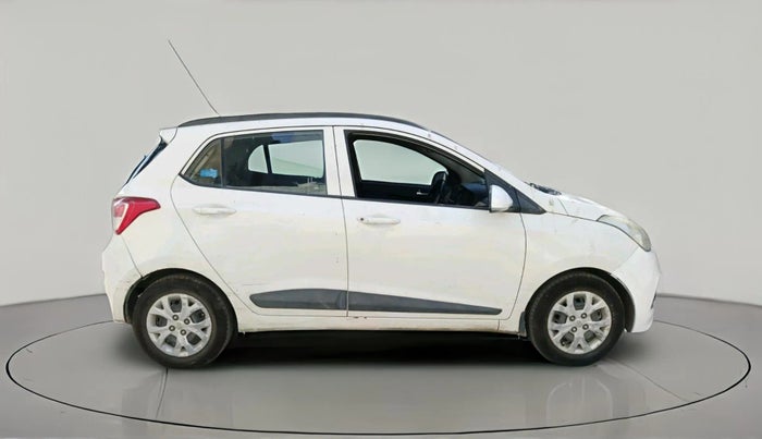 2015 Hyundai Grand i10 SPORTZ 1.2 KAPPA VTVT, Petrol, Manual, 1,41,264 km, exterior