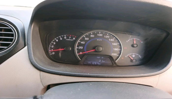 2015 Hyundai Grand i10 SPORTZ 1.2 KAPPA VTVT, Petrol, Manual, 1,41,264 km, interior