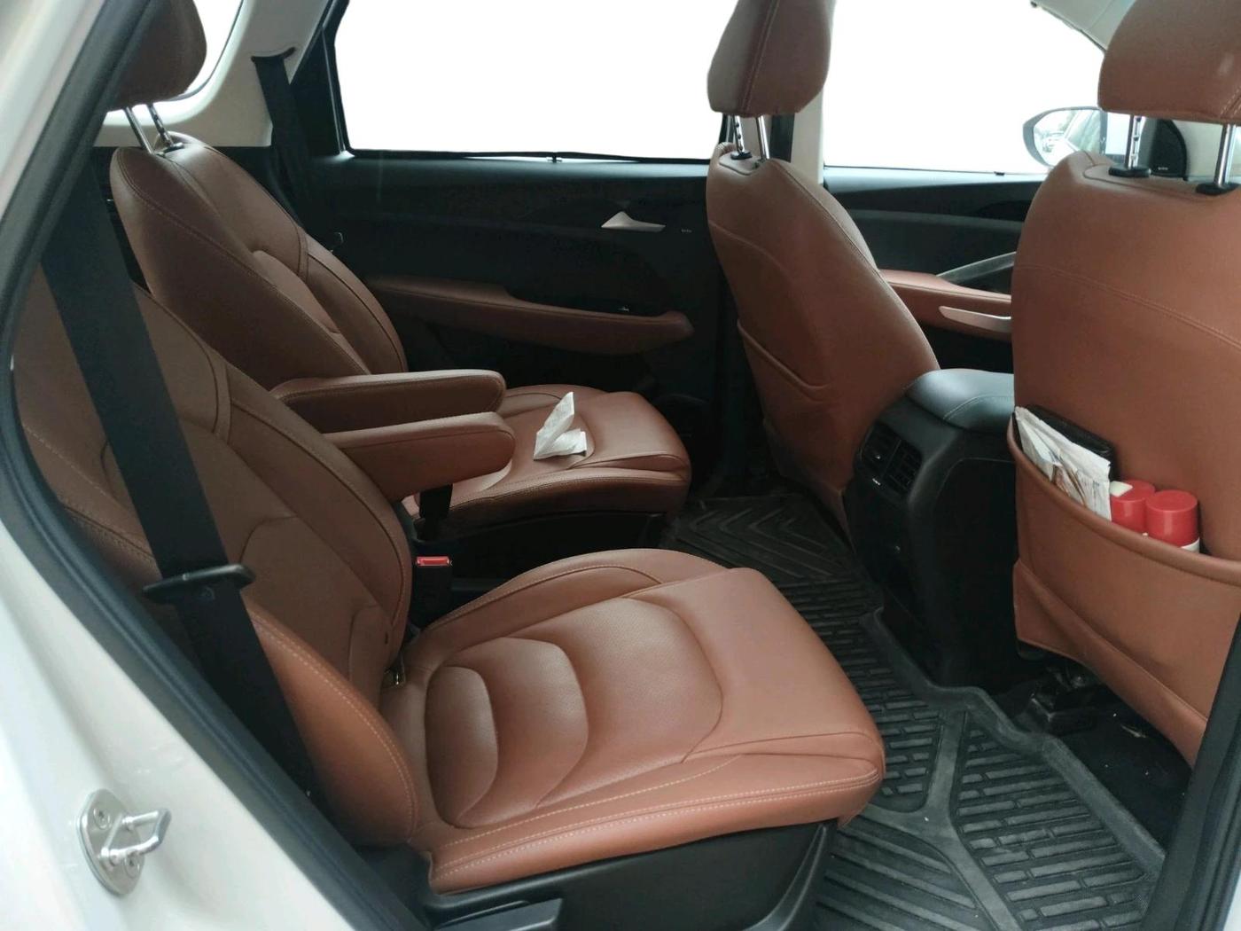 2022 MG HECTOR PLUS SHARP 1.5 PETROL TURBO HYBRID MT 6-STR, Petrol, Manual, 31,241 km, interior