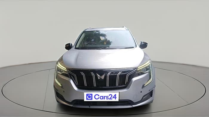 2022 Mahindra XUV700 AX 5 P AT 5 STR, Petrol, Automatic, 40,737 km, exterior