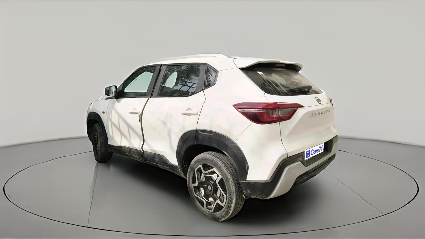 2023 Nissan MAGNITE XE, Petrol, Manual, 82,200 km, exterior