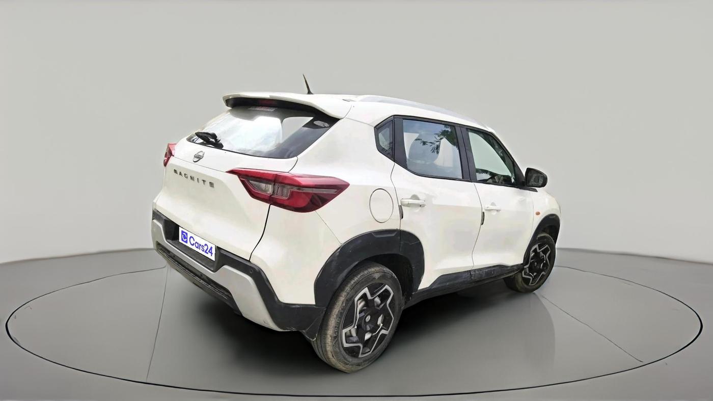 2023 Nissan MAGNITE XE, Petrol, Manual, 82,200 km, exterior