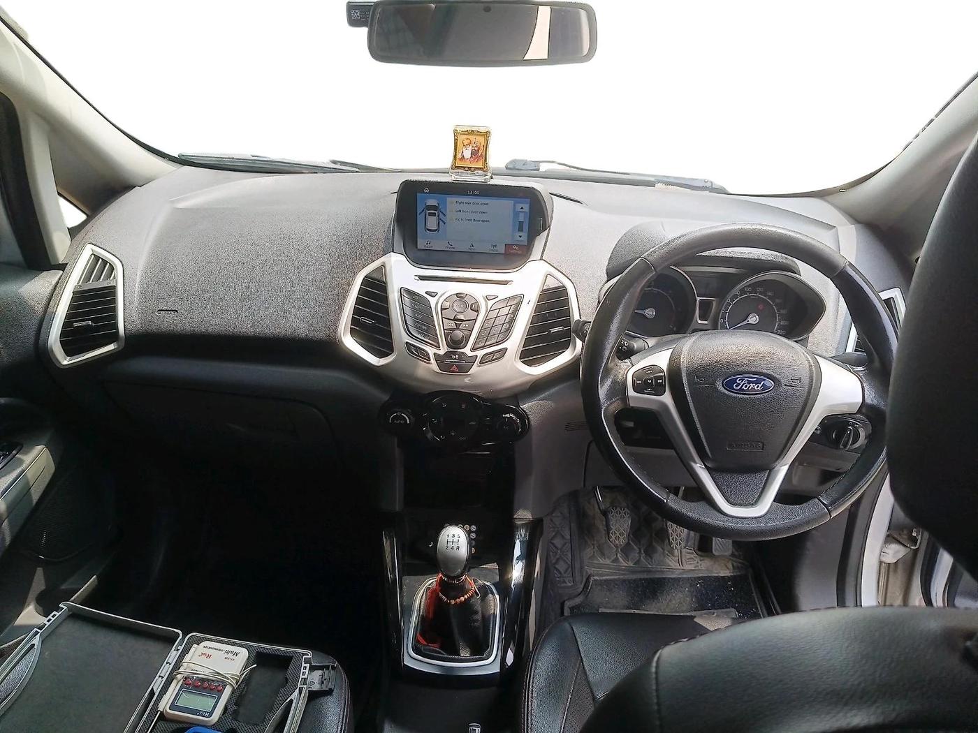 2017 Ford Ecosport TITANIUM+ 1.5L DIESEL, Diesel, Manual, 1,34,289 km, interior