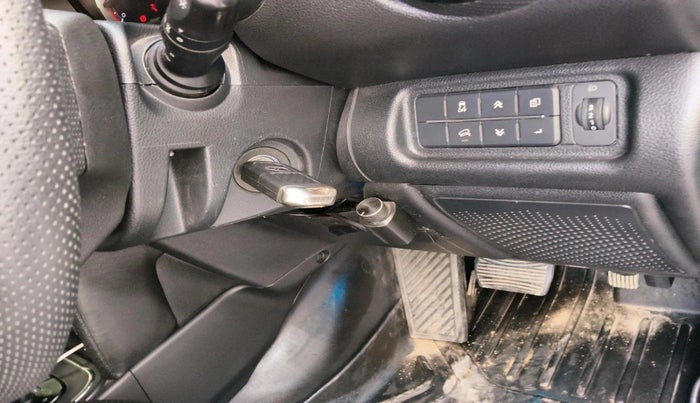 2022 Mahindra Thar LX D AT 4WD HT, Diesel, Automatic, 45,489 km, interior