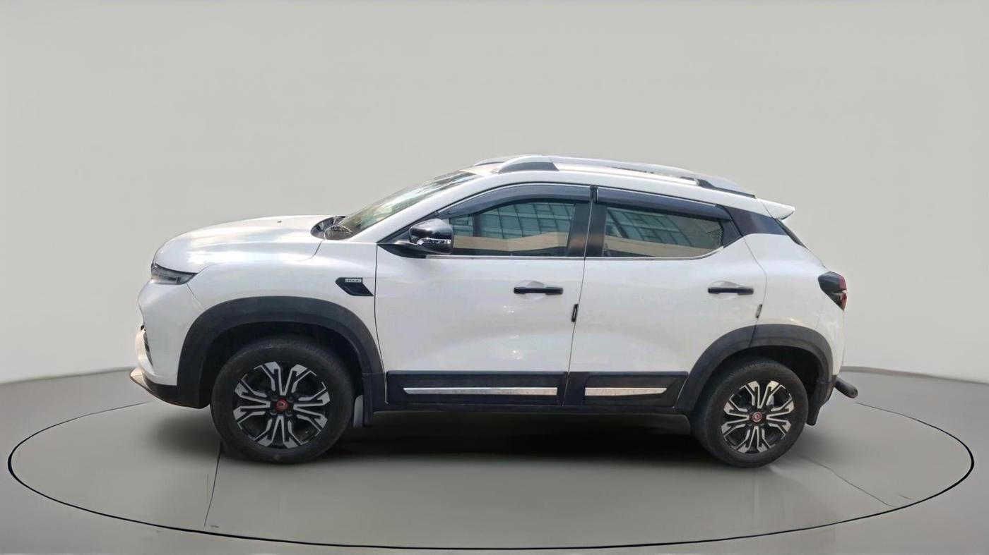 2022 Renault Kiger RXZ AMT, Petrol, Automatic, 99,386 km, exterior