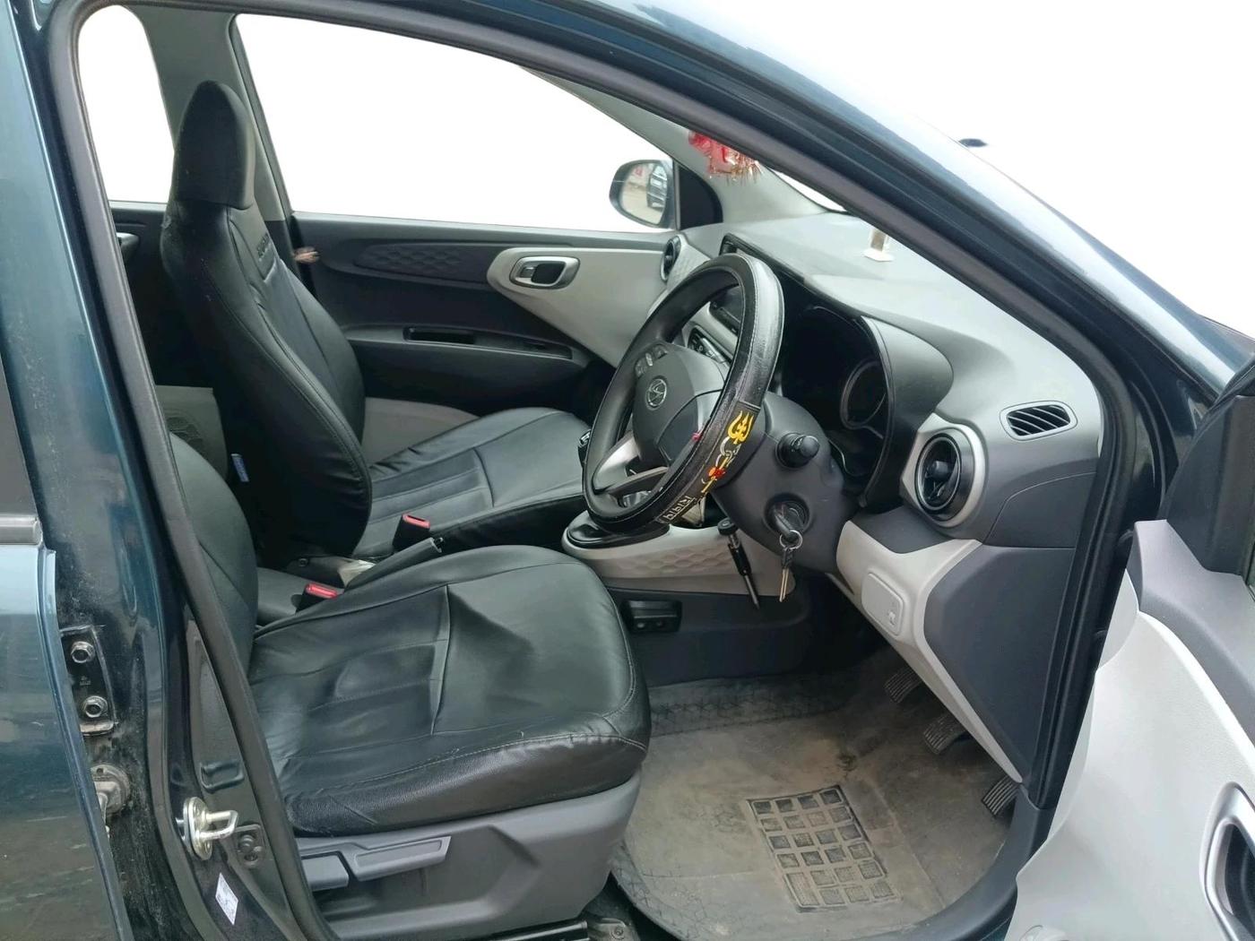 2019 Hyundai GRAND I10 NIOS SPORTZ 1.2 KAPPA VTVT, Petrol, Manual, 35,276 km, interior
