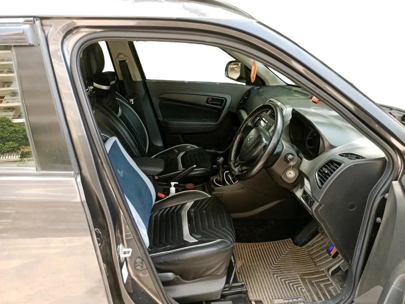 2016 Maruti Vitara Brezza VDI (O), Diesel, Manual, 1,11,592 km, interior