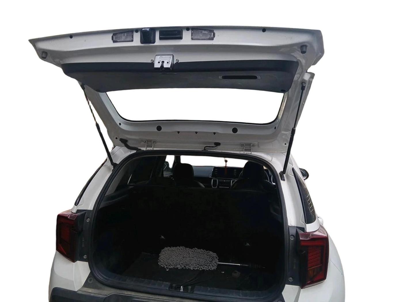 2024 KIA SONET HTK (O) 1.2 Petrol MT, Petrol, Manual, 17,717 km, exterior