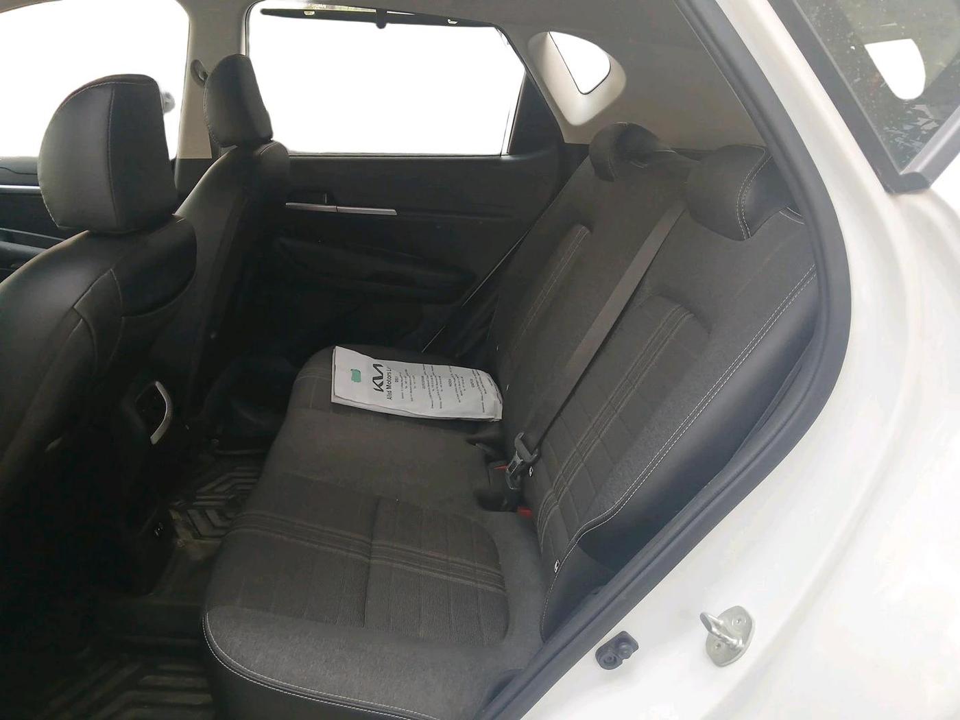 2024 KIA SONET HTK (O) 1.2 Petrol MT, Petrol, Manual, 17,717 km, interior