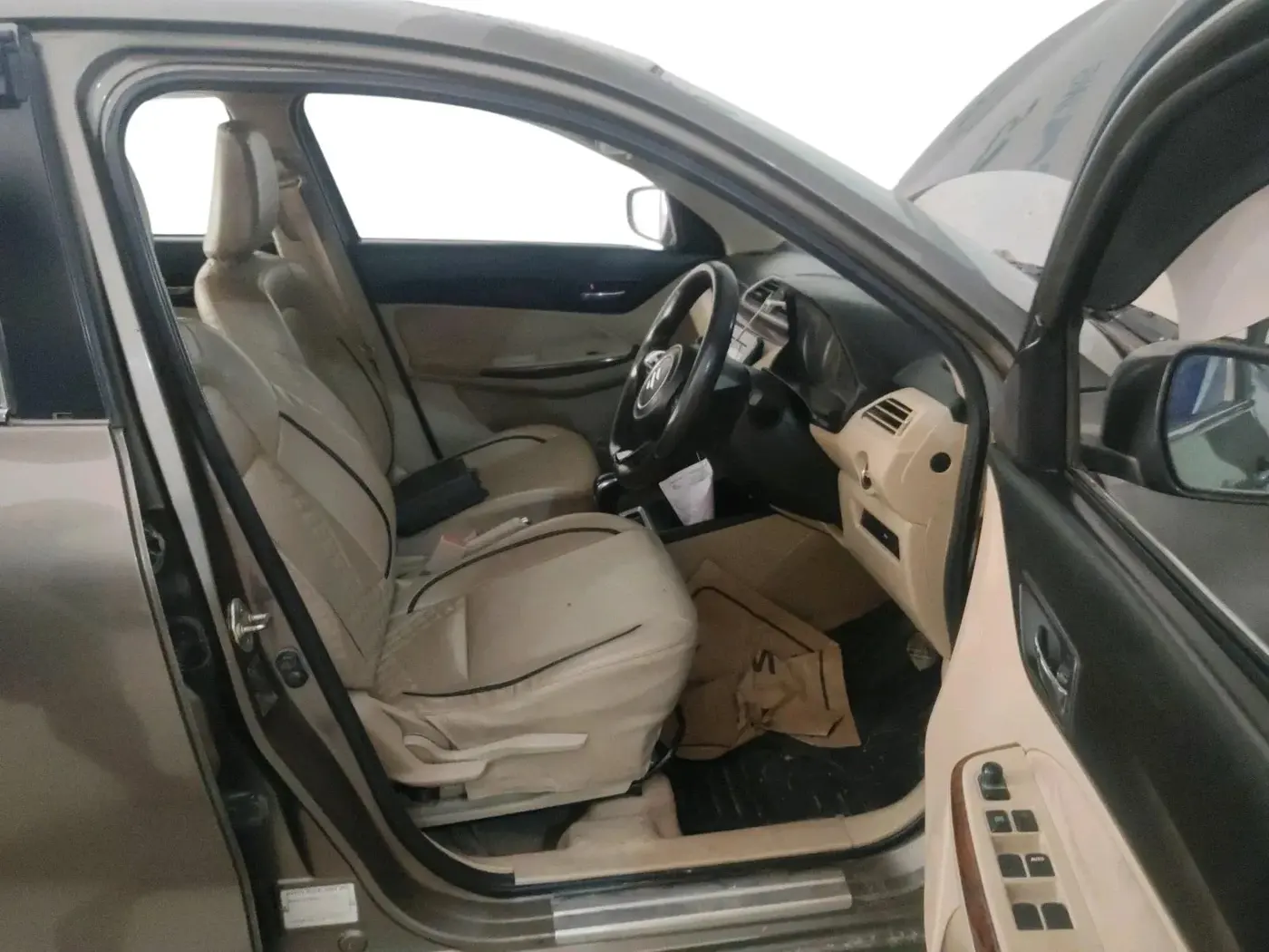 2017 Maruti Dzire ZDI PLUS AMT, Diesel, Automatic, 1,44,891 km, interior