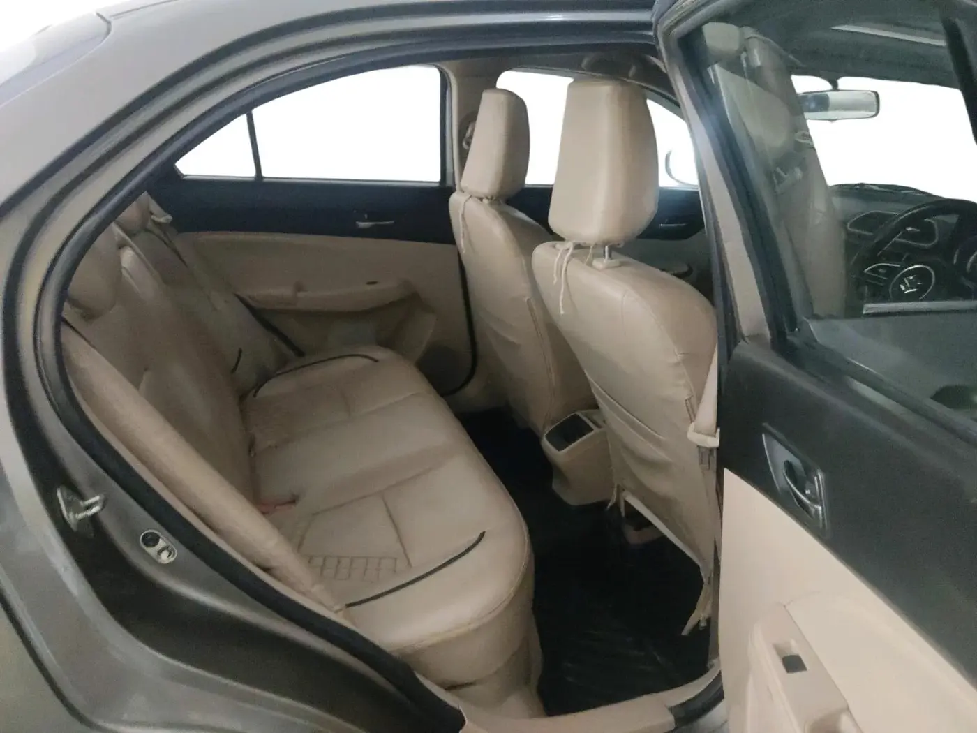2017 Maruti Dzire ZDI PLUS AMT, Diesel, Automatic, 1,44,891 km, interior