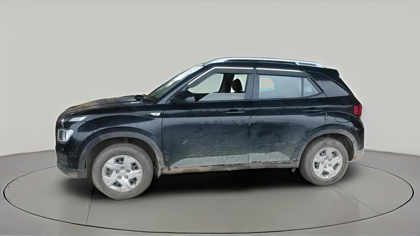 2022 Hyundai VENUE S 1.2, Petrol, Manual, 81,643 km, exterior
