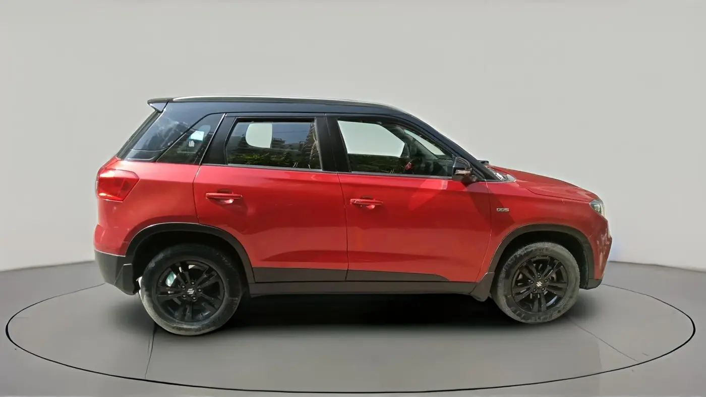 2019 Maruti Vitara Brezza ZDI PLUS AT DUAL TONE, Diesel, Automatic, 1,11,164 km, exterior