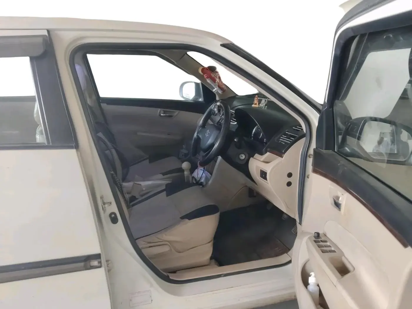 2013 Maruti Swift Dzire VXI, Petrol, Manual, 98,052 km, interior
