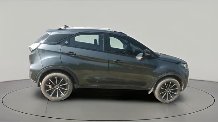 2023 Tata NEXON XE PETROL, CNG, Manual, 55,252 km, exterior