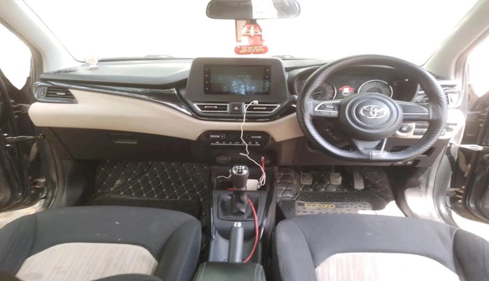2022 Toyota Glanza G, Petrol, Manual, 61,494 km, interior