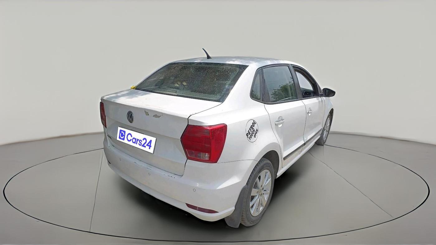 2016 Volkswagen Ameo HIGHLINE1.2L, Petrol, Manual, 75,589 km, exterior