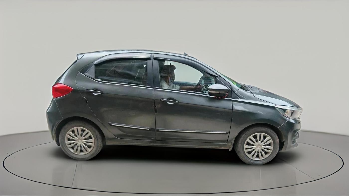 2020 Tata Tiago XT PETROL, Petrol, Manual, 43,300 km, exterior