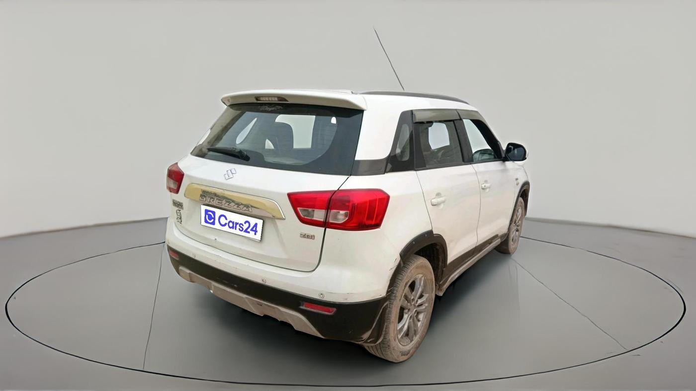 2016 Maruti Vitara Brezza ZDI, Diesel, Manual, 1,62,704 km, exterior