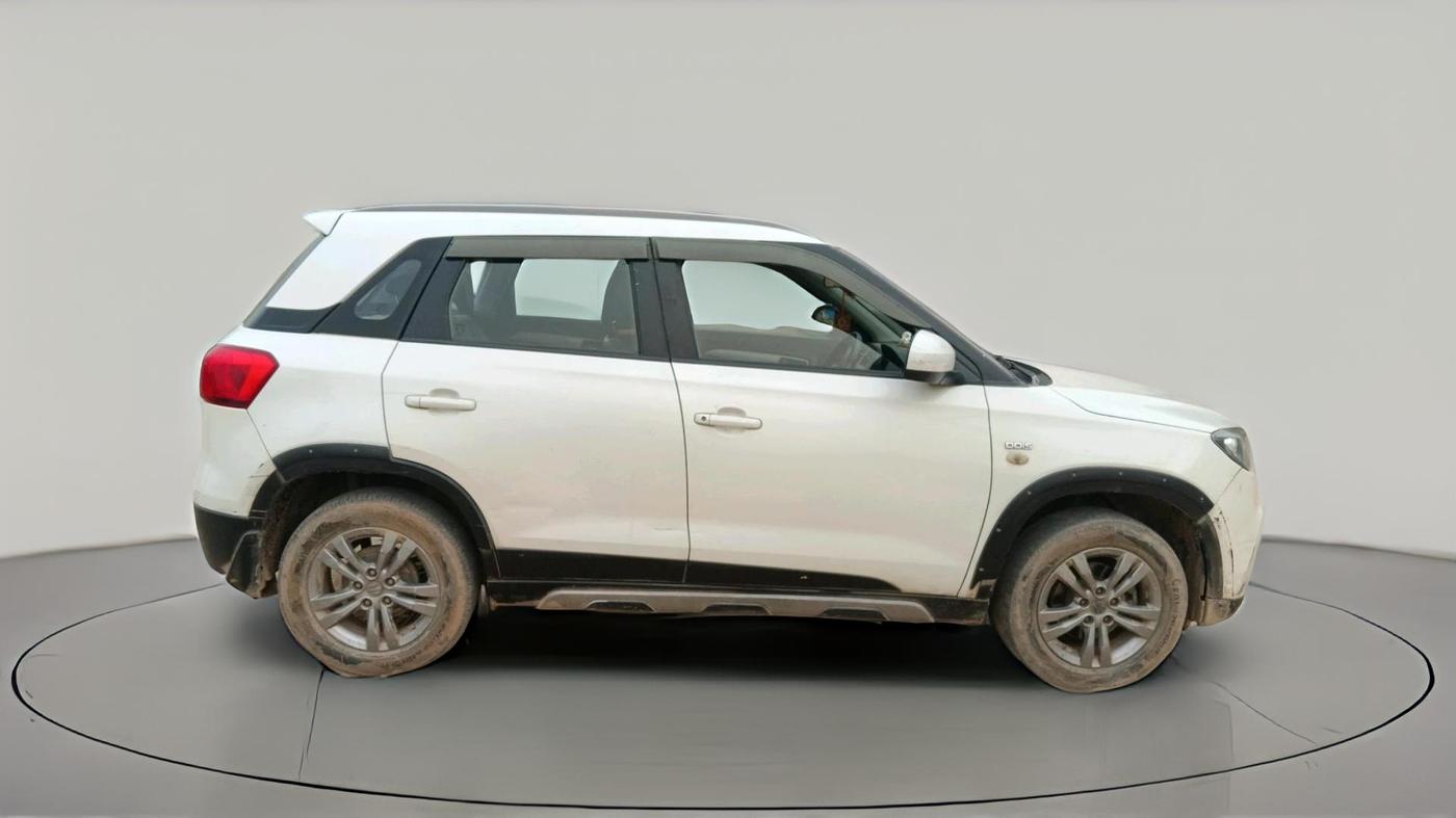 2016 Maruti Vitara Brezza ZDI, Diesel, Manual, 1,62,704 km, exterior