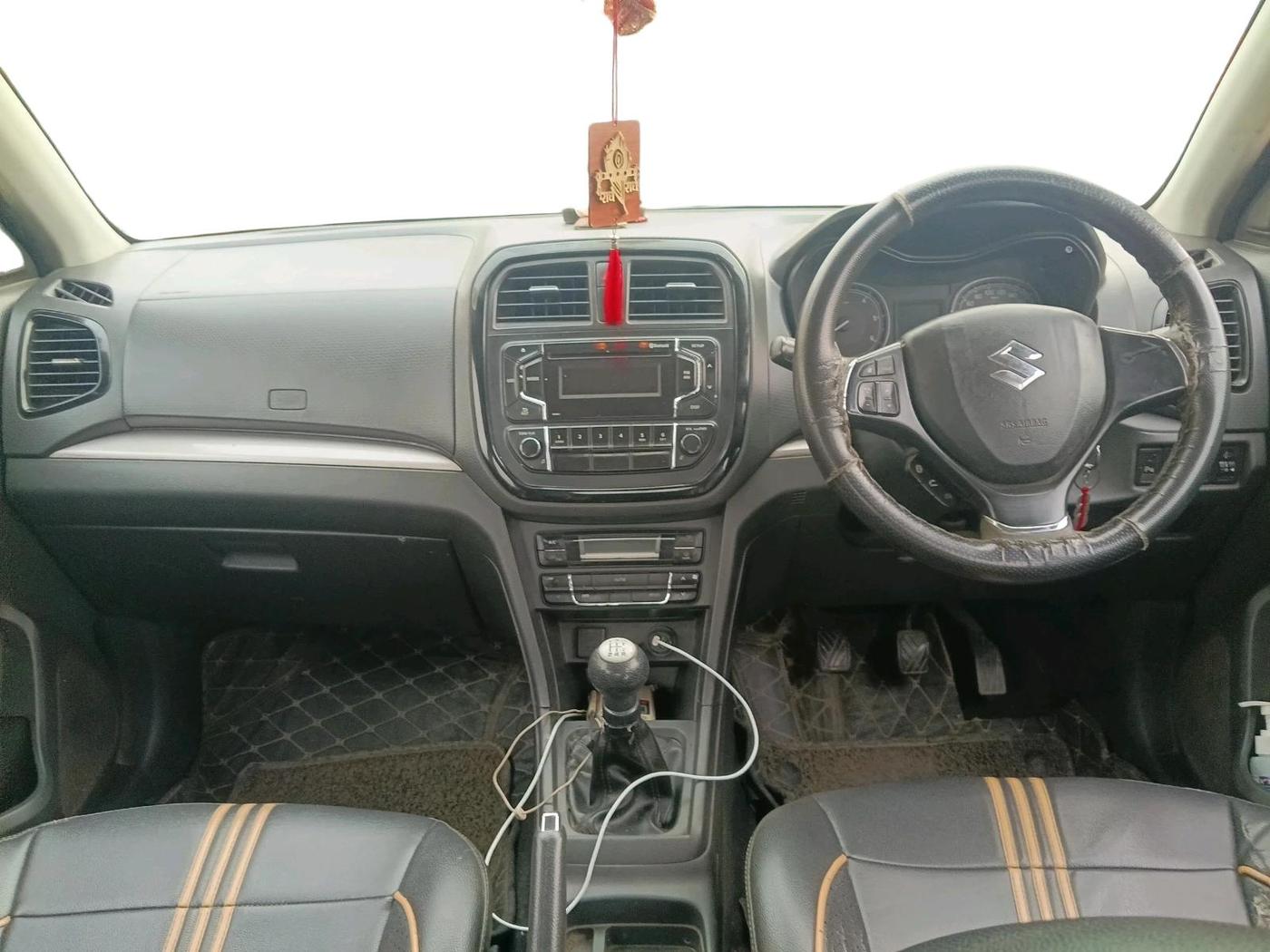 2016 Maruti Vitara Brezza ZDI, Diesel, Manual, 1,62,704 km, interior