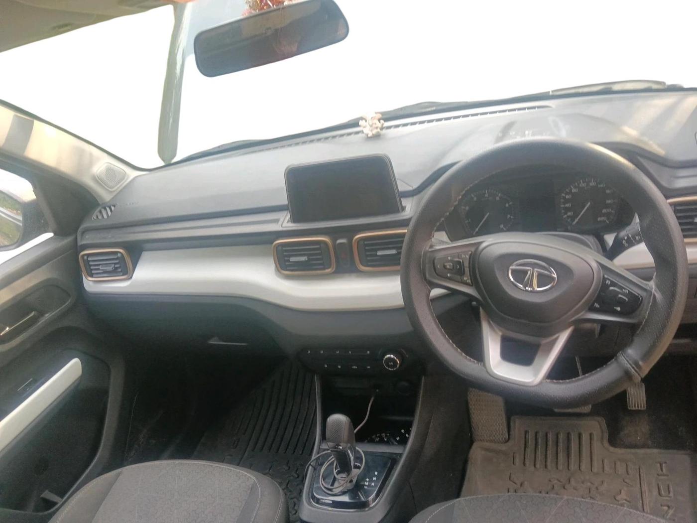2022 Tata PUNCH ACCOMPLISHED AMT, Petrol, Automatic, 42,098 km, interior