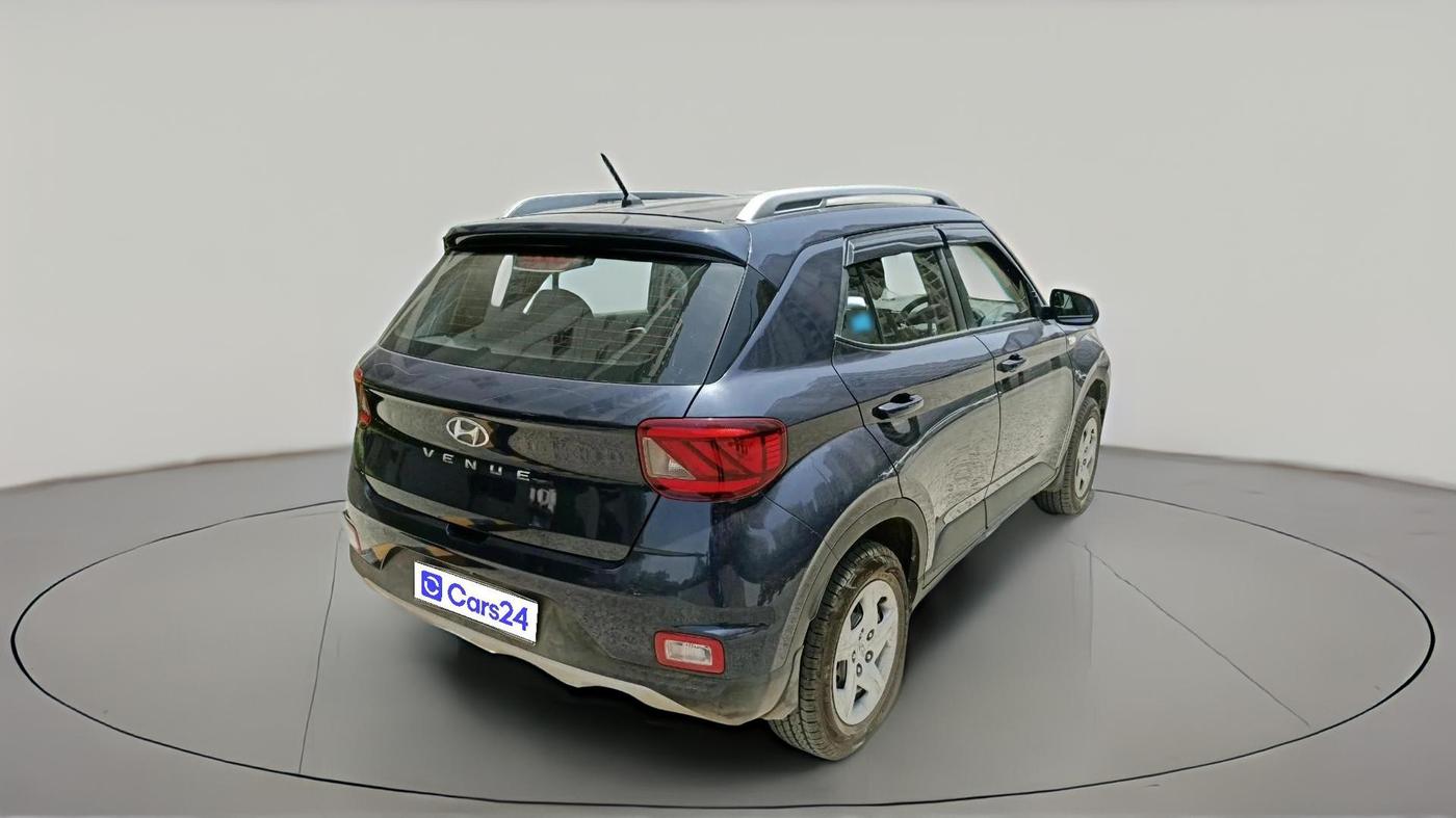 2021 Hyundai VENUE S 1.2, Petrol, Manual, 49,435 km, exterior