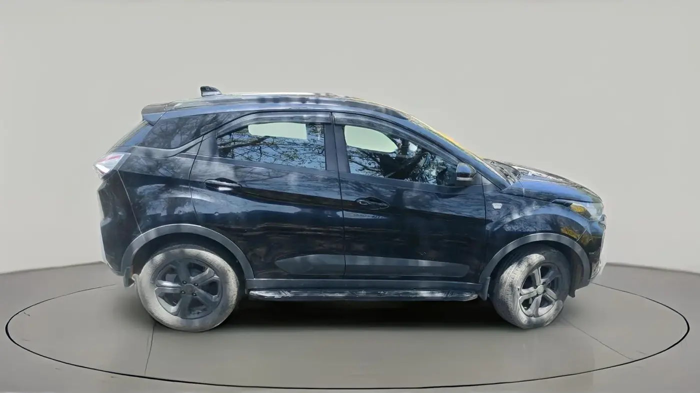 2022 Tata NEXON XZA PLUS (PREMIUM) PETROL DARK EDITION, Petrol, Automatic, 54,142 km, exterior