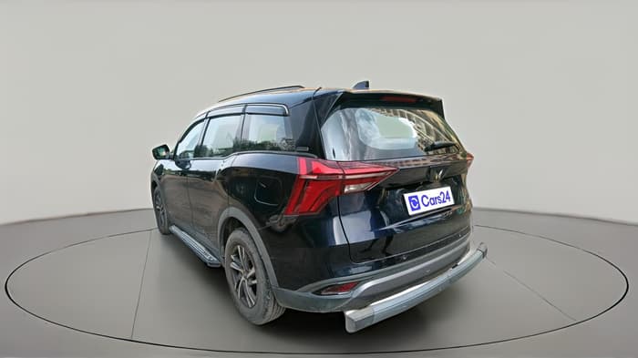 2023 Mahindra XUV700 AX 5 P MT 5 STR, Petrol, Manual, 46,822 km, exterior