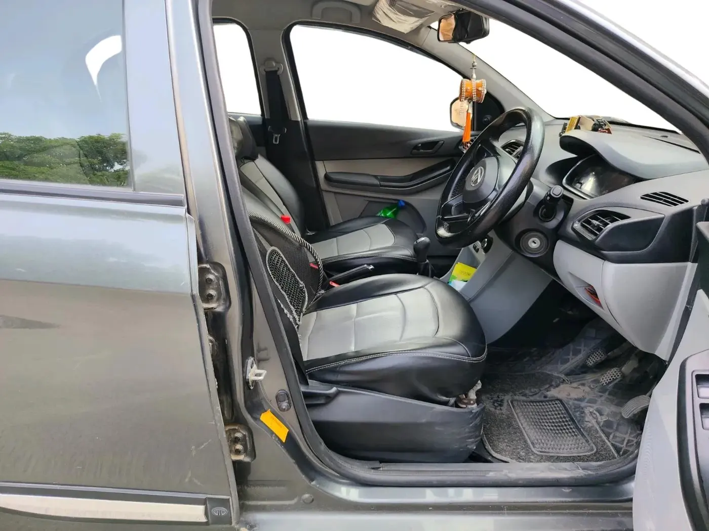 2022 Tata Tiago XM CNG, CNG, Manual, 1,05,489 km, interior