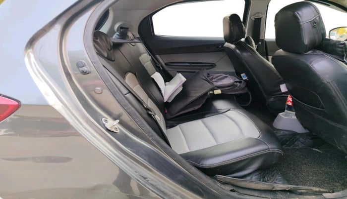 2022 Tata Tiago XM CNG, CNG, Manual, 1,05,489 km, interior