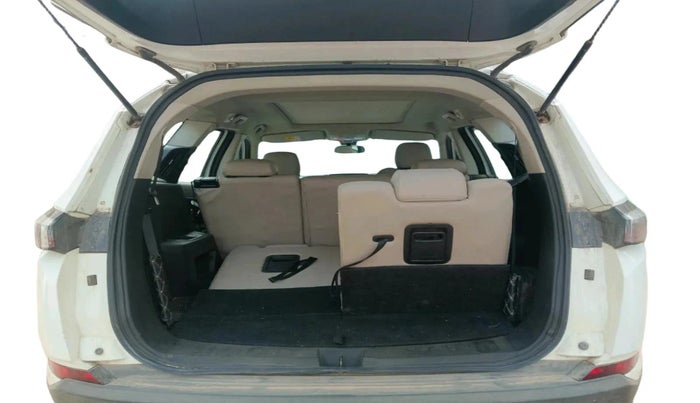 2021 Tata Safari XT PLUS, Diesel, Manual, 46,400 km, exterior