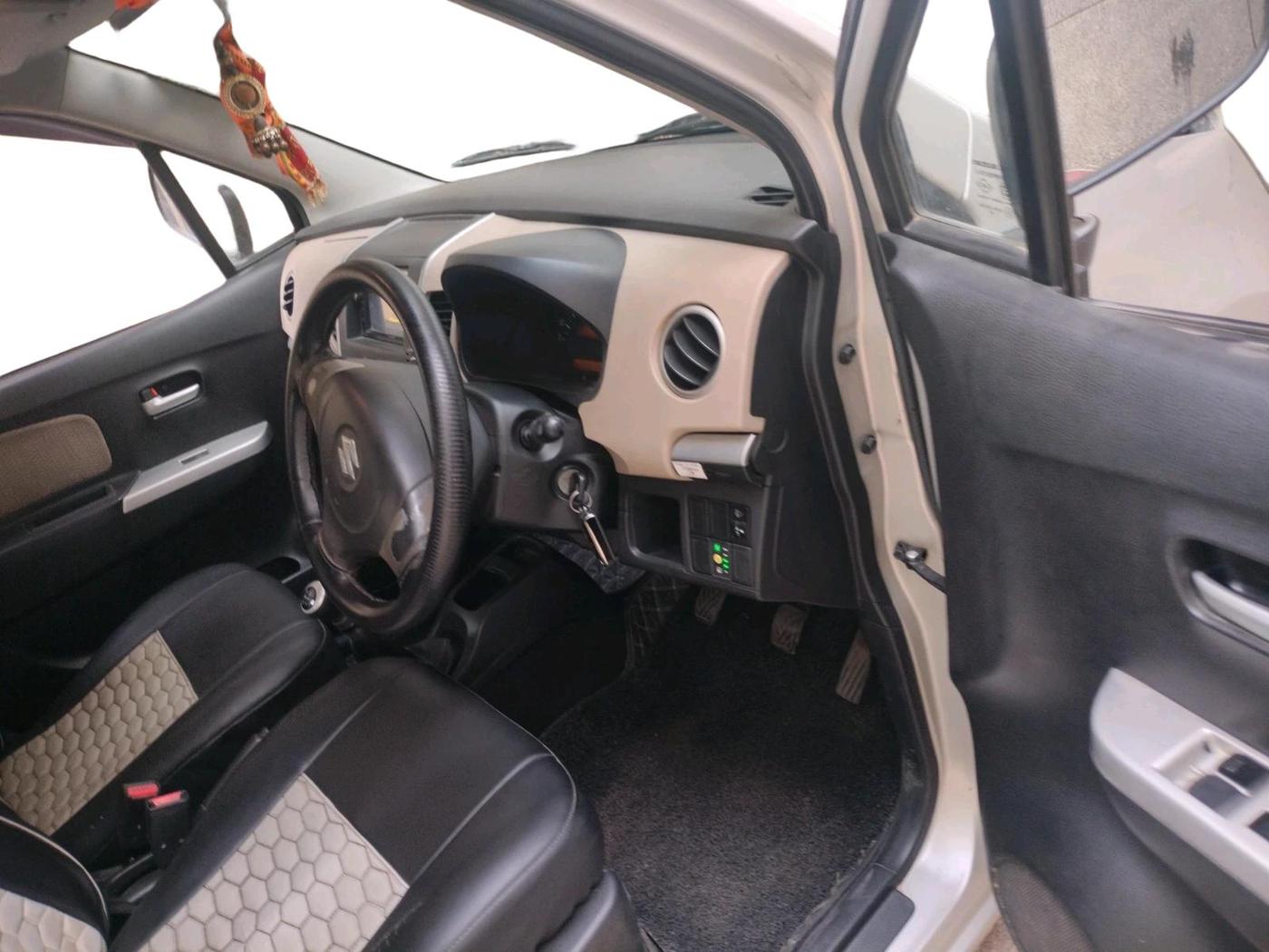 2018 Maruti Wagon R 1.0 LXI CNG, CNG, Manual, 1,48,676 km, interior