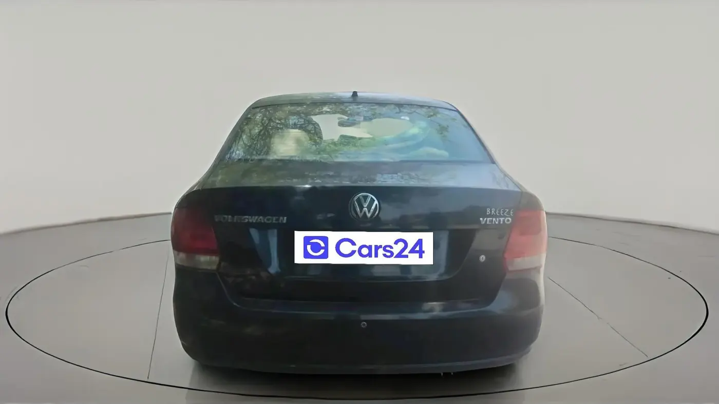 2011 Volkswagen Vento TRENDLINE 1.6, CNG, Manual, 69,000 km, exterior