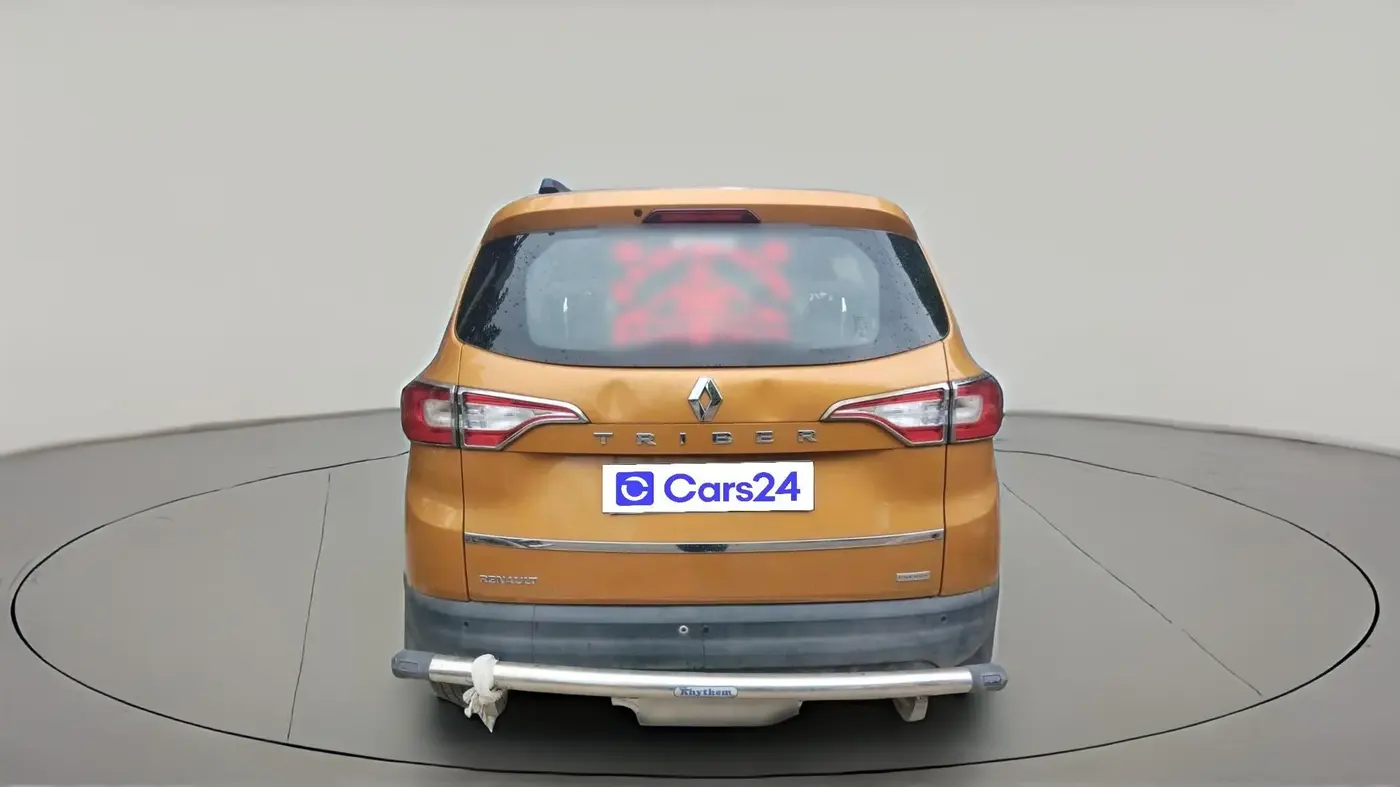 2020 Renault TRIBER RXL MT, Petrol, Manual, 2,04,547 km, exterior