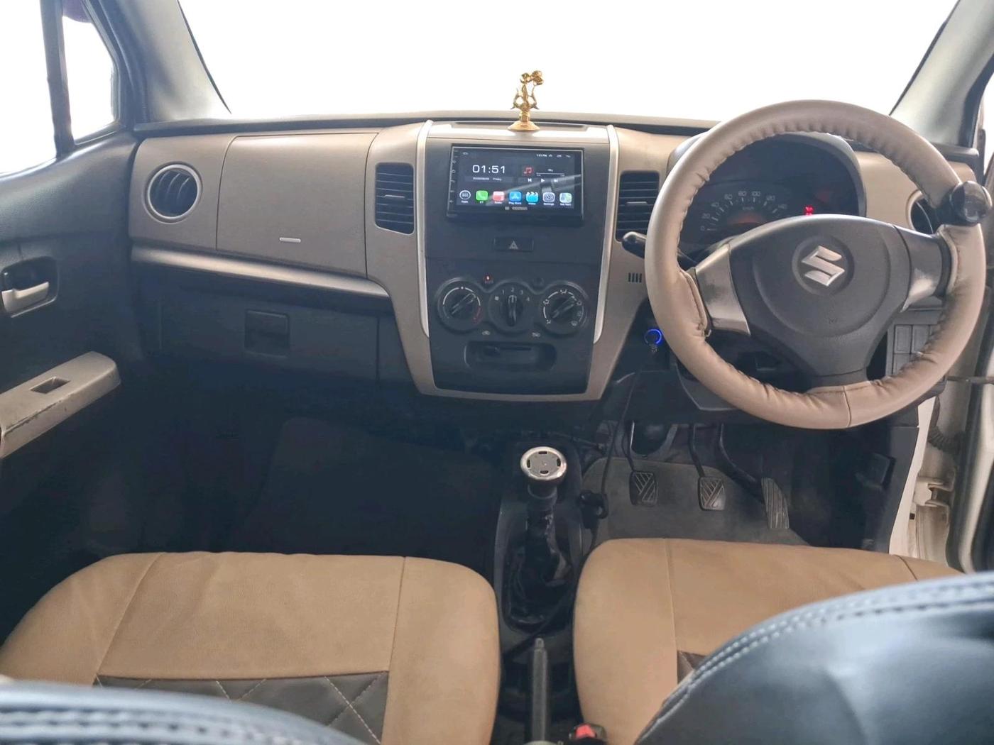 2016 Maruti Wagon R 1.0 LXI CNG, CNG, Manual, 1,00,624 km, interior