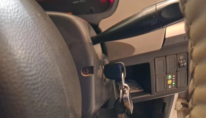 2016 Maruti Wagon R 1.0 LXI CNG, CNG, Manual, 1,00,624 km, interior