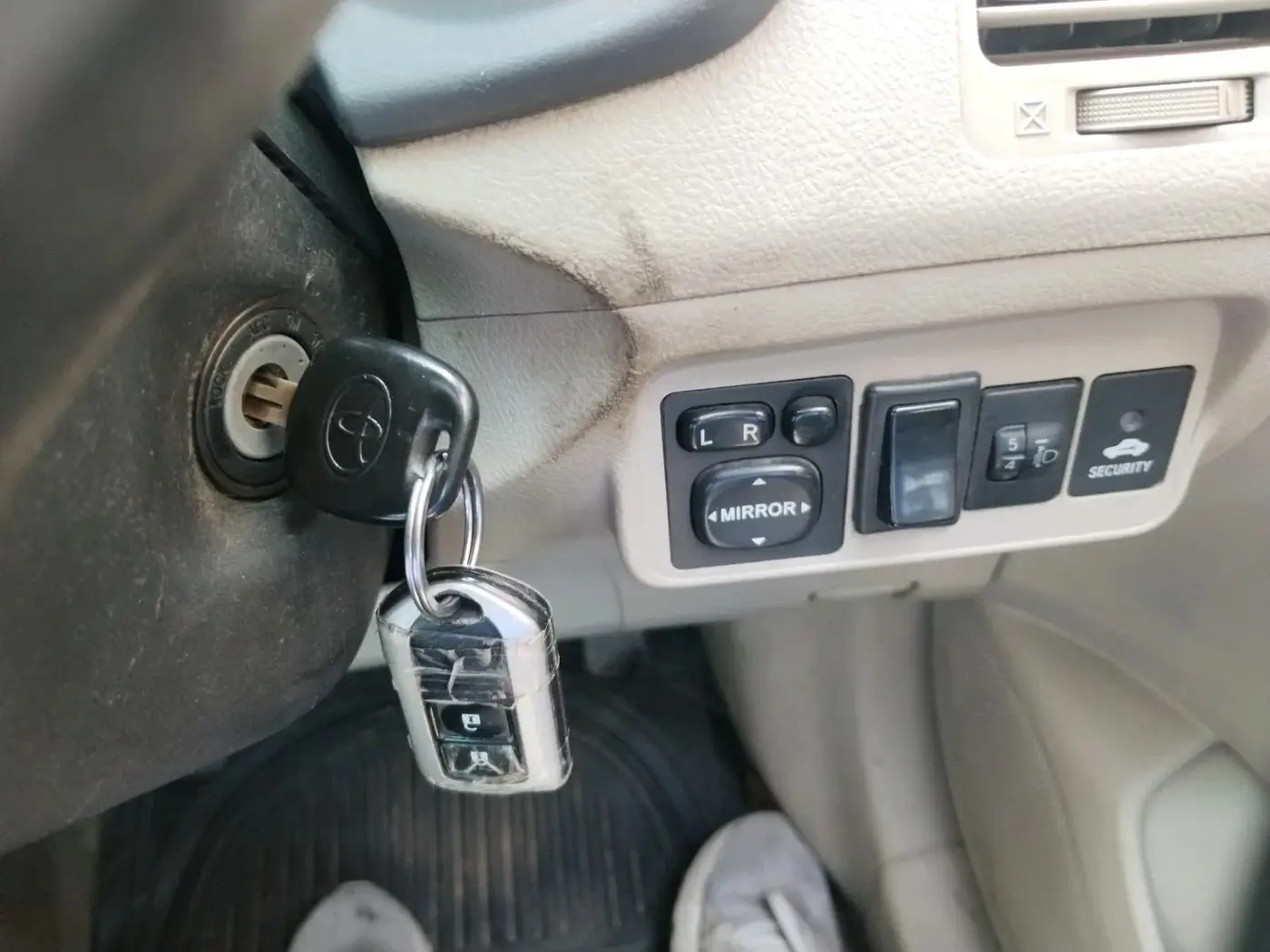 2011 Toyota Corolla Altis G PETROL, Petrol, Manual, 1,60,670 km, interior